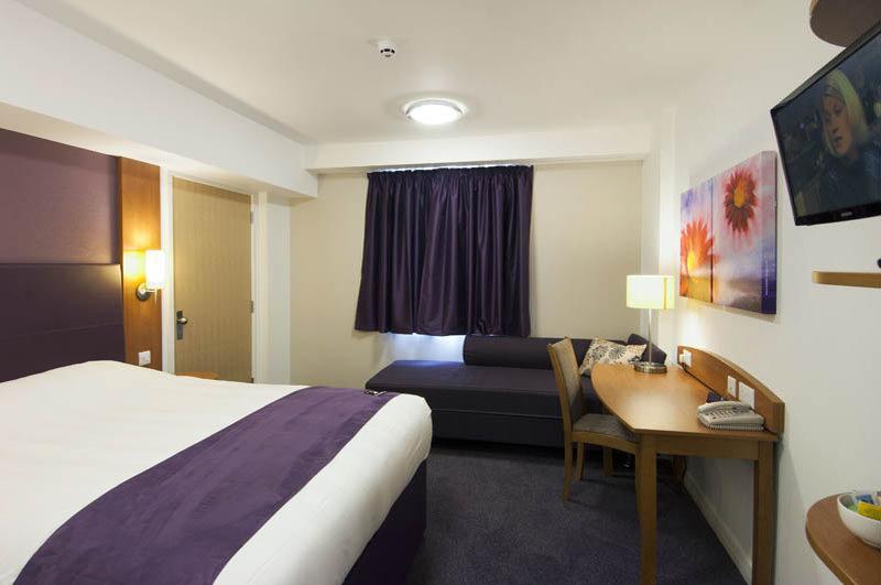Premier Inn Southampton North Chilworth Kültér fotó